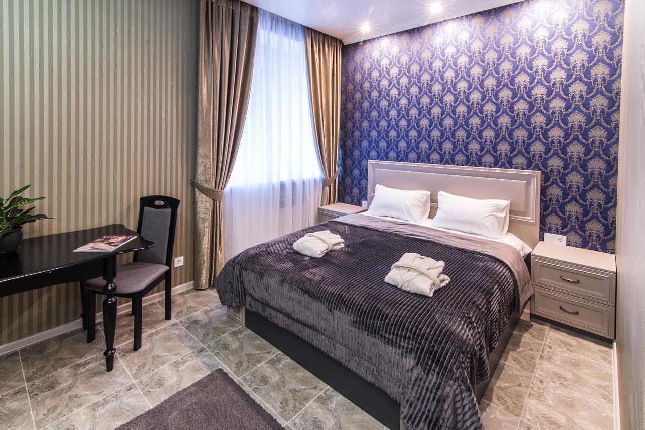 L.O.Y Family Hotel Dnyipropetrovszk Kültér fotó