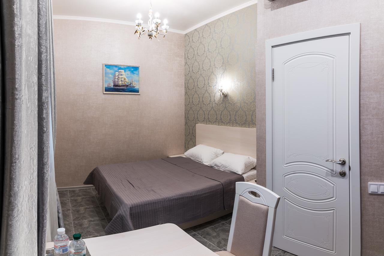 L.O.Y Family Hotel Dnyipropetrovszk Kültér fotó