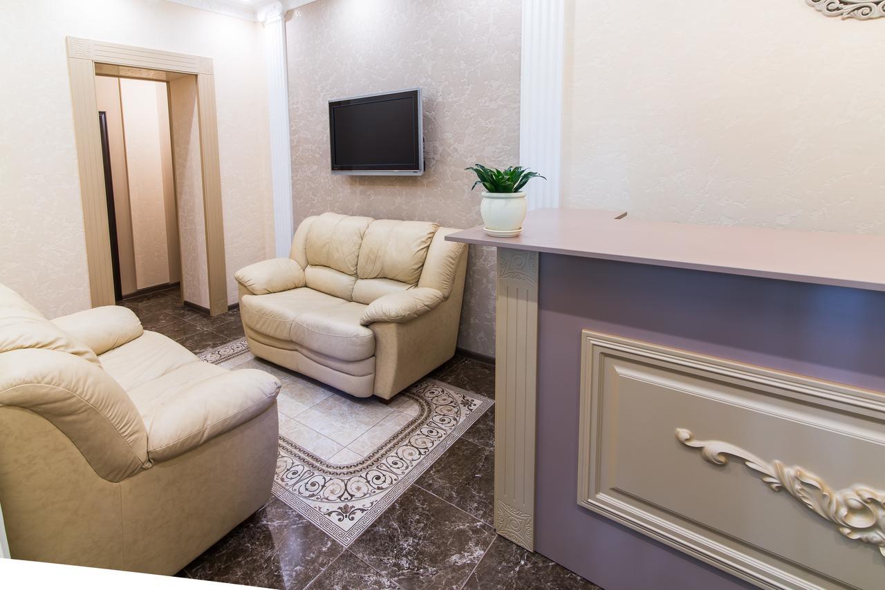 L.O.Y Family Hotel Dnyipropetrovszk Kültér fotó