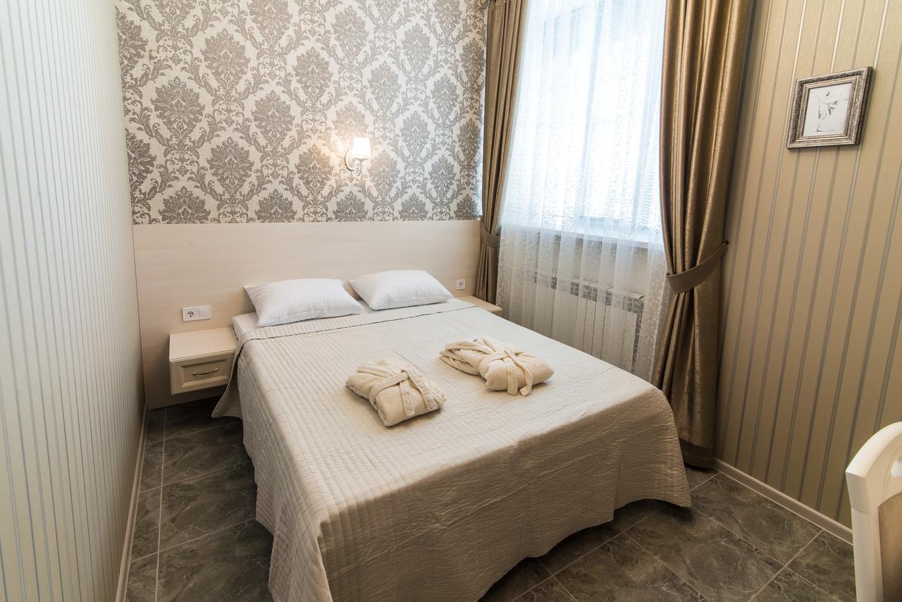 L.O.Y Family Hotel Dnyipropetrovszk Kültér fotó